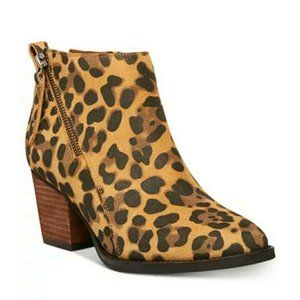 Aqua College Nancy Suede Almond Toe Leopard Print Suede Size 8.5M
